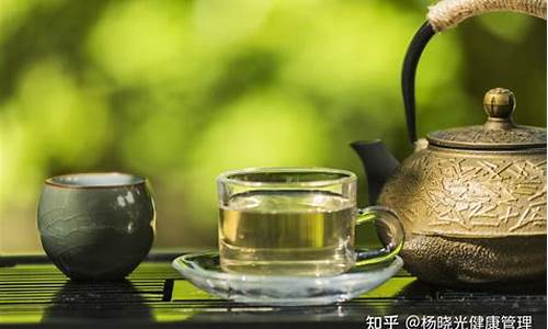 喝绿茶有什么作用_喝绿茶有什么作用和功效_1